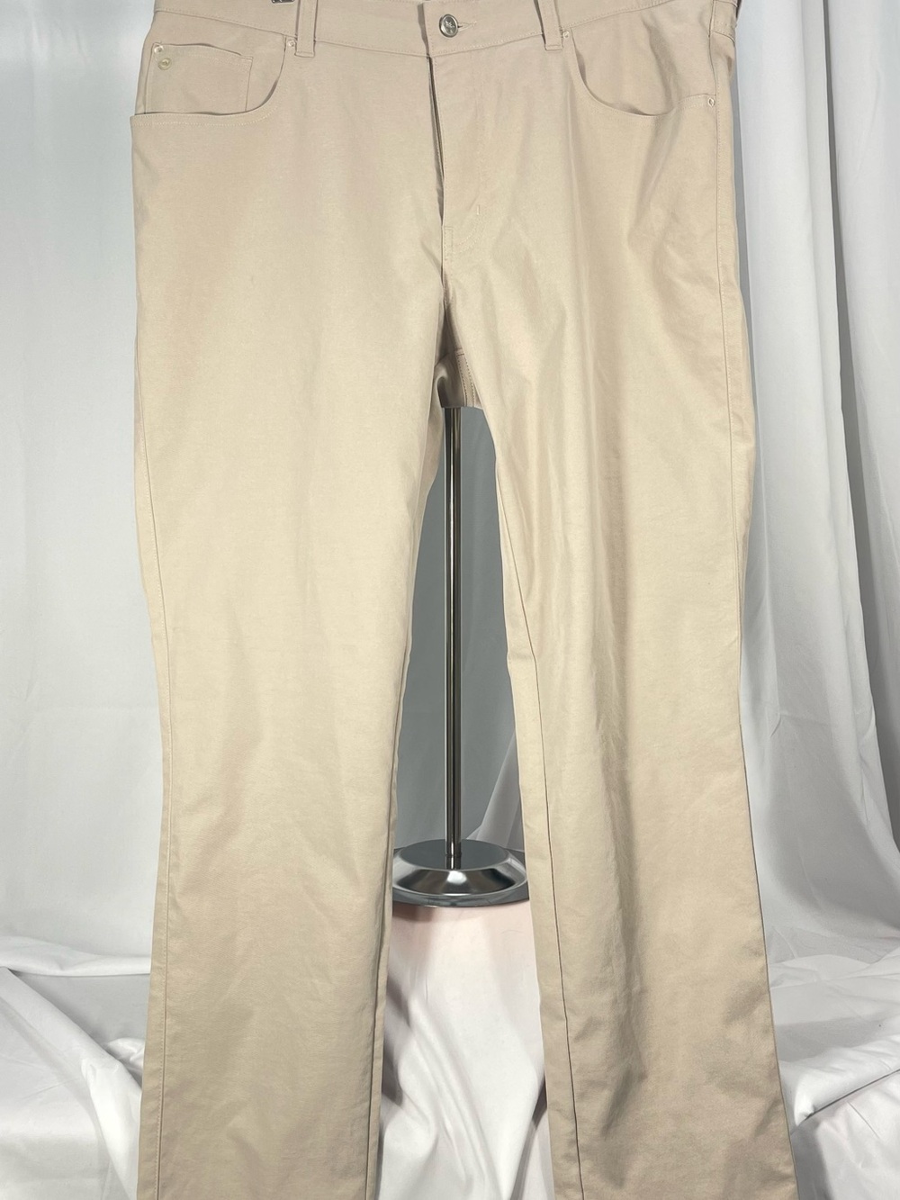 Peter Millar Men's Light Beige EB66 5 pocket performance pants 36 x 30